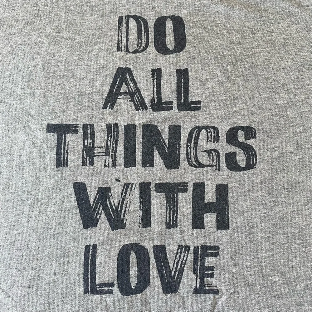 Do All Things With Love Tee / Tshirt - Picture 4 of 4